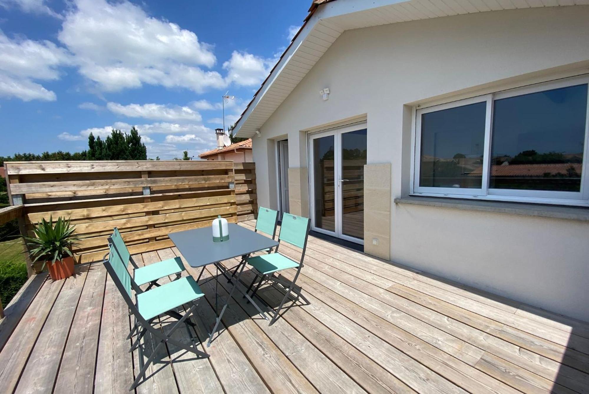 Appartement Des Pignons A Lege Bourg Exterior foto
