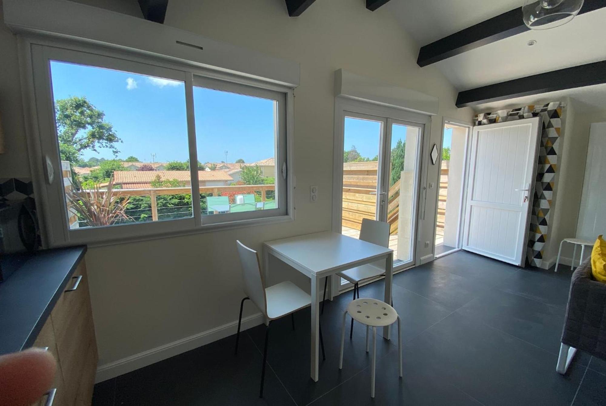Appartement Des Pignons A Lege Bourg Exterior foto