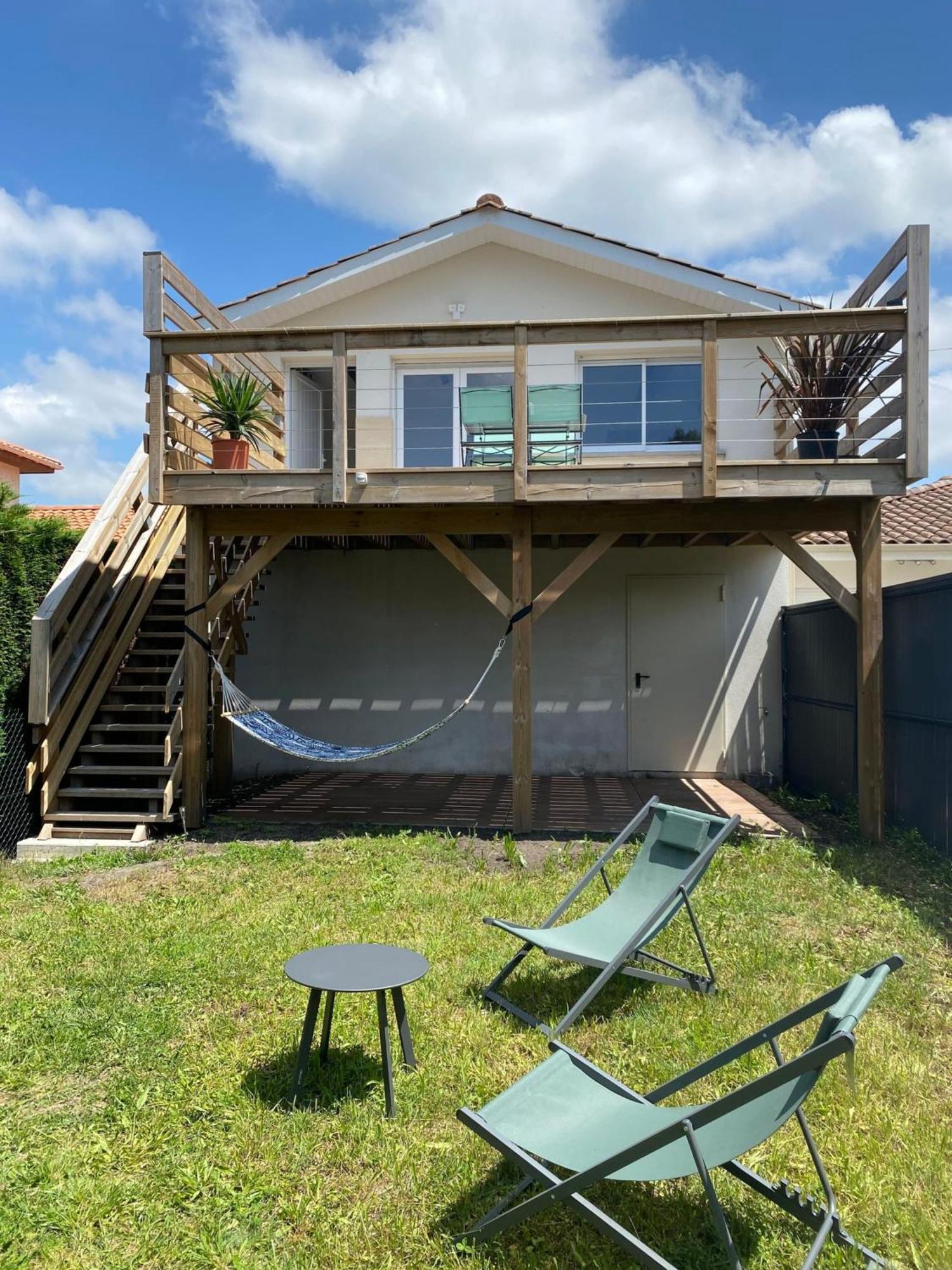 Appartement Des Pignons A Lege Bourg Exterior foto